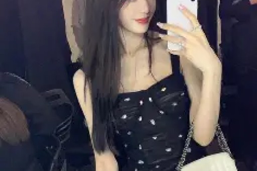 娱乐圈一日三爆瓜！同居、人设翻车、被滞留海外个个戳中眼球